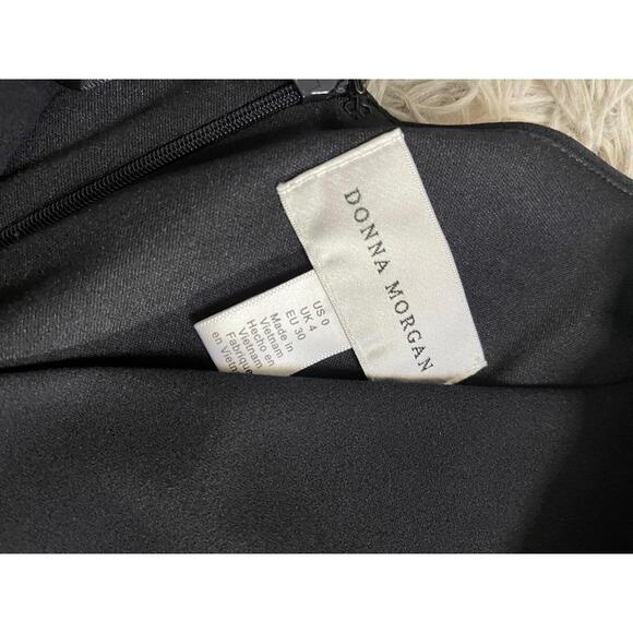 Donna Morgan Womens Sheath Dress Size 0 Black Elegant V-Neck Classic Formal - Picture 3 of 4